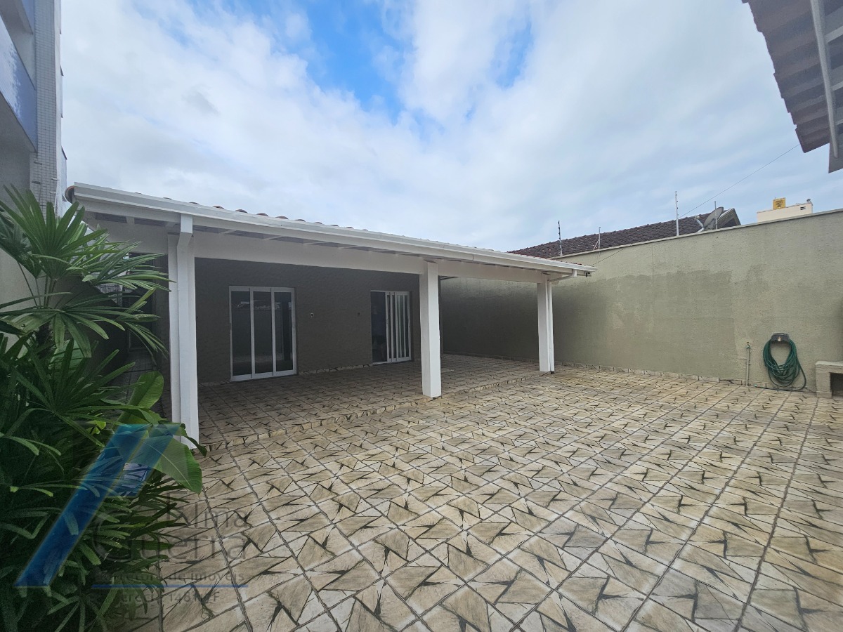 Casa à venda e aluguel com 2 quartos, 120m² - Foto 4