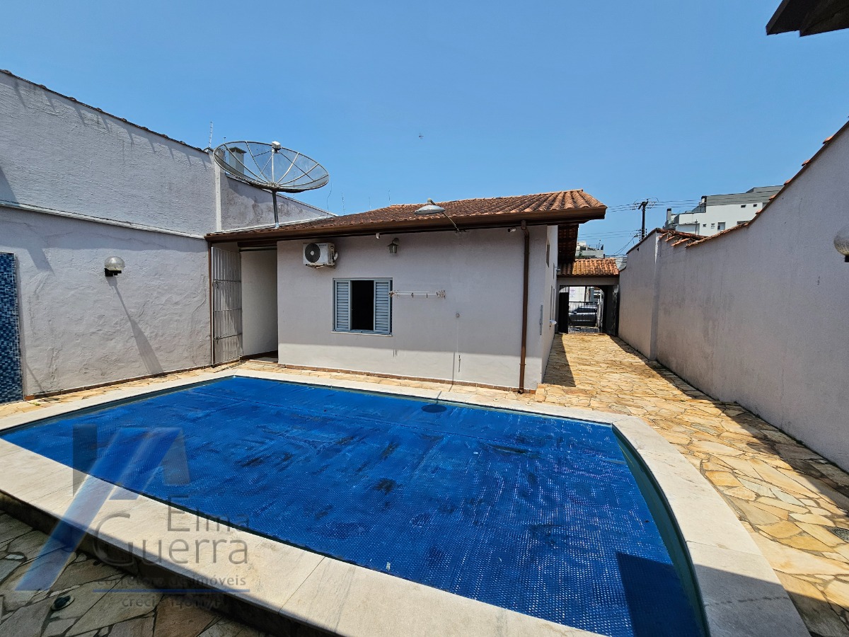 Casa à venda com 3 quartos, 280m² - Foto 14