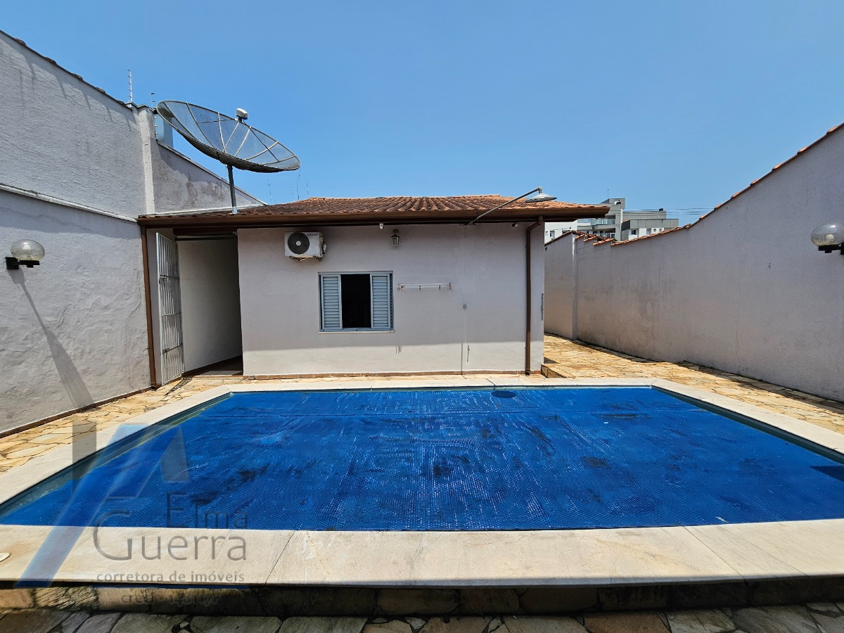 Casa à venda com 3 quartos, 280m² - Foto 17