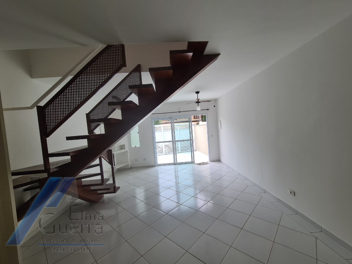 Casa à venda com 2 quartos, 80m² - Foto 12