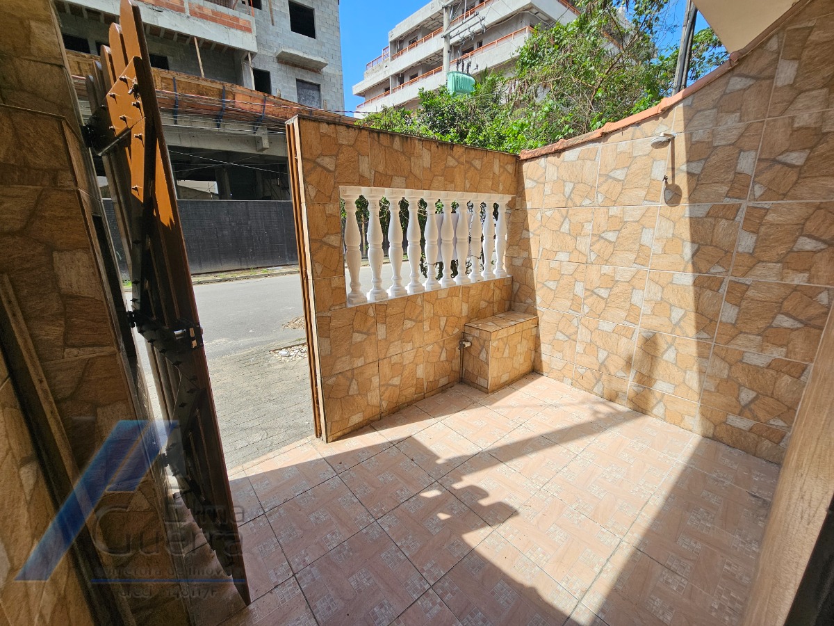 Casa à venda com 2 quartos, 50m² - Foto 6