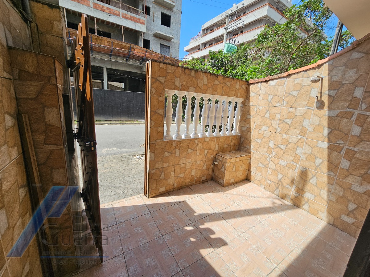 Casa à venda com 2 quartos, 50m² - Foto 7