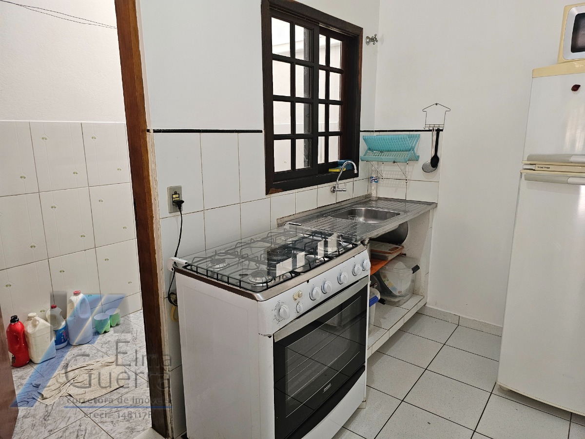 Casa à venda com 2 quartos, 50m² - Foto 17