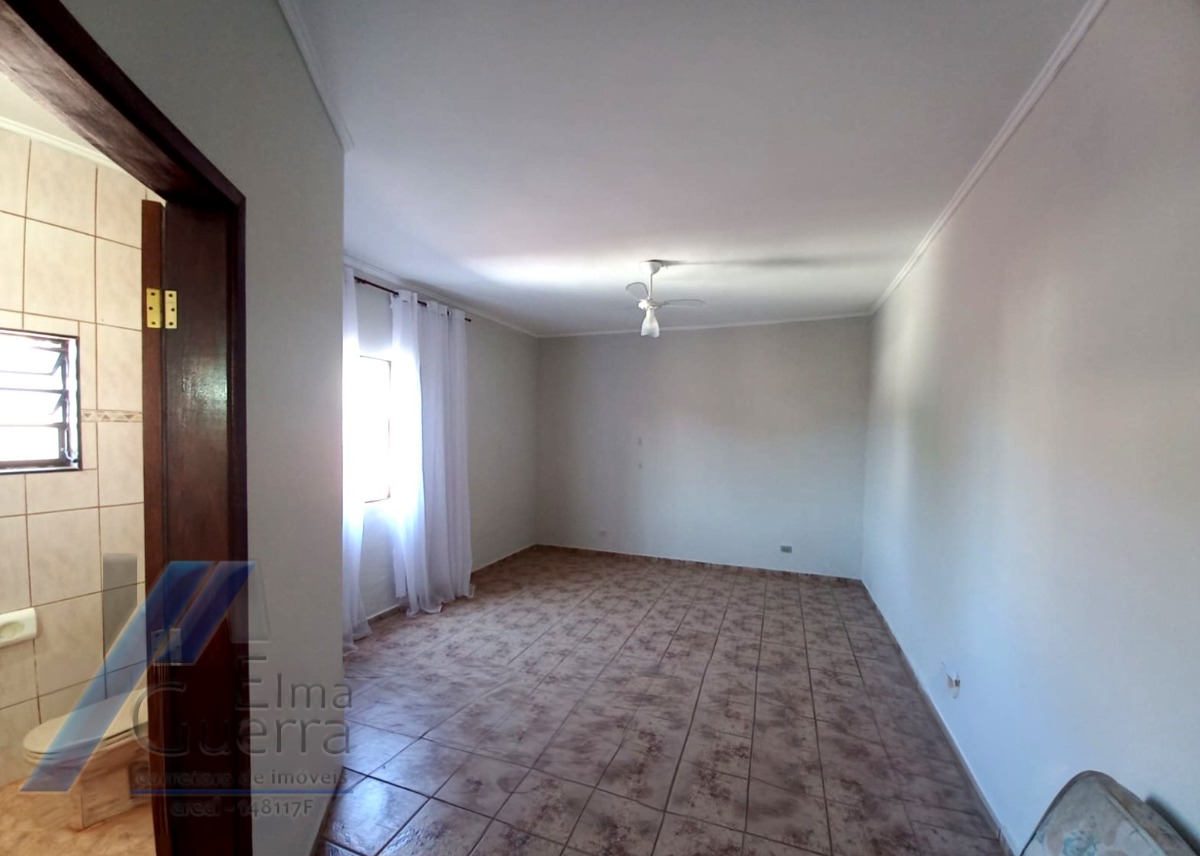 Casa à venda com 3 quartos, 130m² - Foto 8