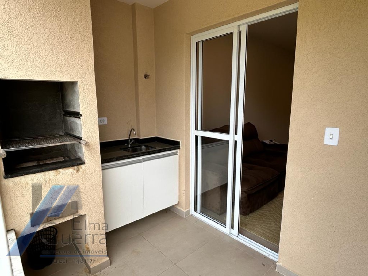 Apartamento à venda com 2 quartos, 78m² - Foto 3