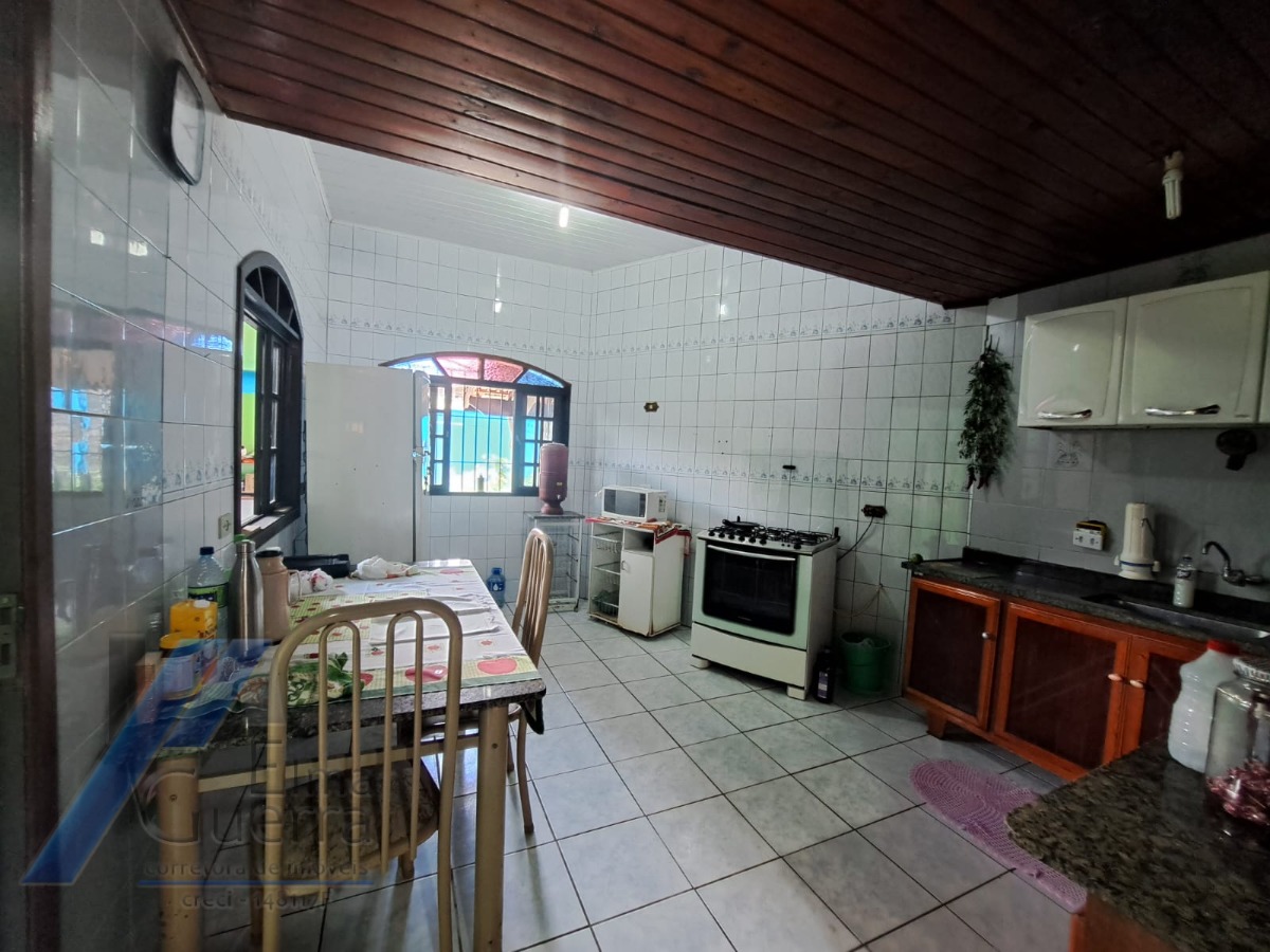 Casa à venda com 3 quartos, 200m² - Foto 20