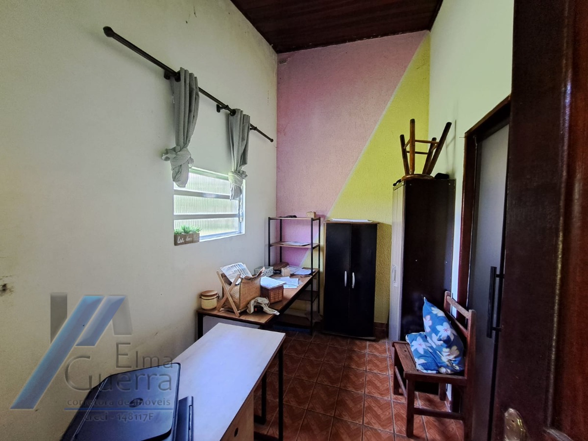 Casa à venda com 3 quartos, 200m² - Foto 11