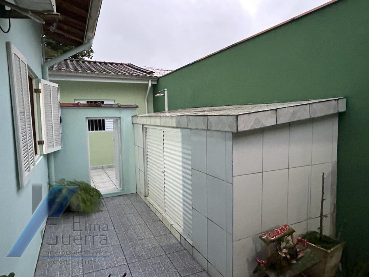 Casa à venda com 3 quartos, 330m² - Foto 44