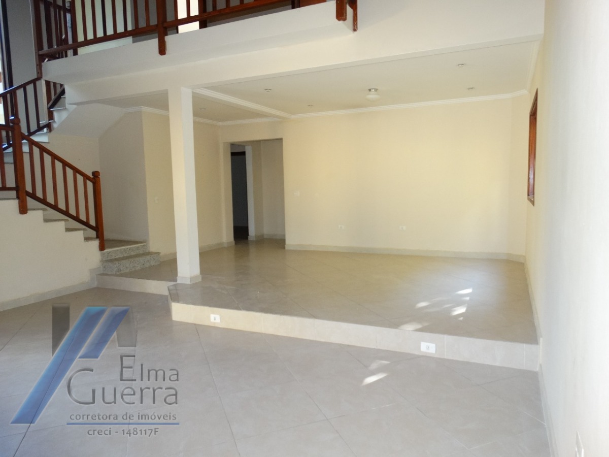 Casa à venda com 3 quartos, 220m² - Foto 10