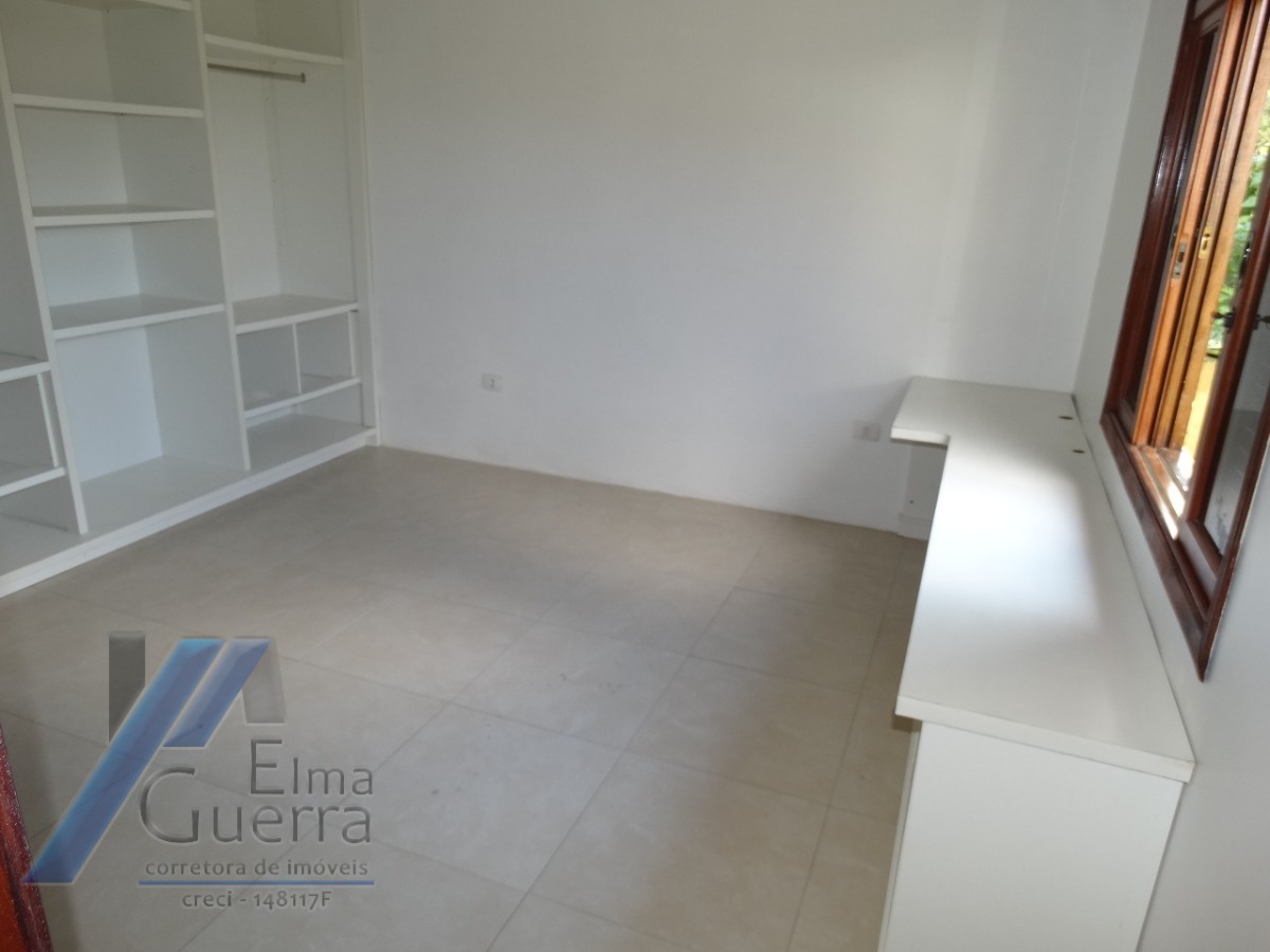 Casa à venda com 3 quartos, 220m² - Foto 22