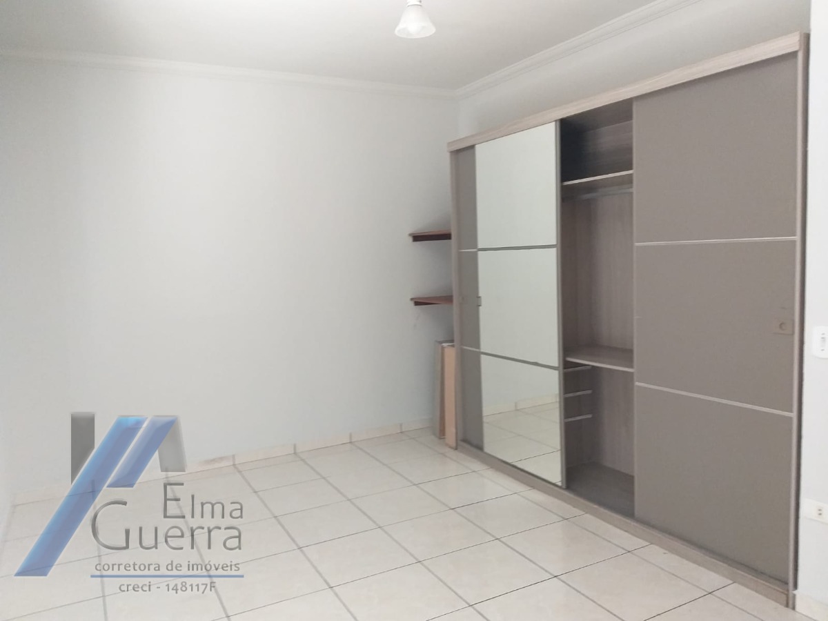 Casa à venda com 2 quartos, 270m² - Foto 17