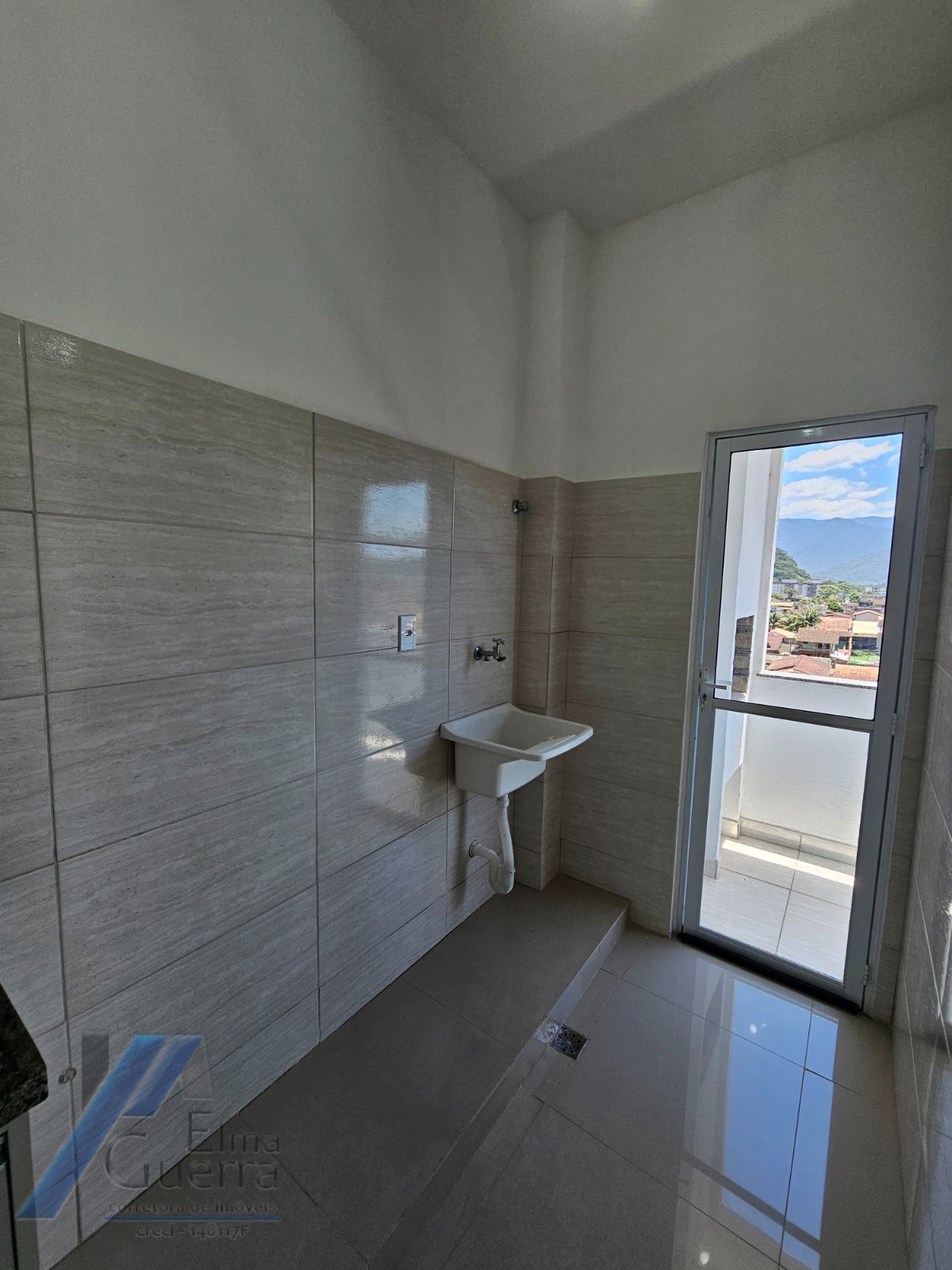 Apartamento à venda com 2 quartos, 70m² - Foto 31