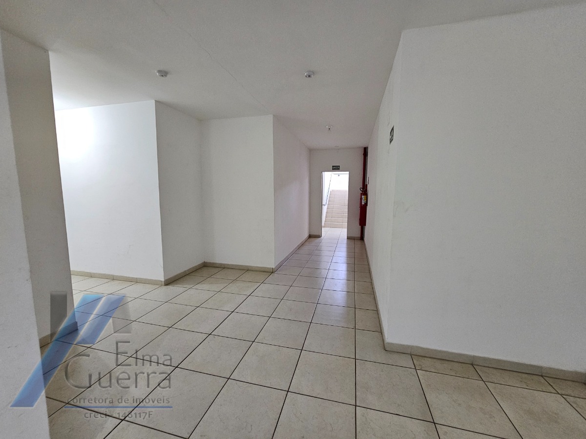 Apartamento à venda com 2 quartos, 70m² - Foto 47