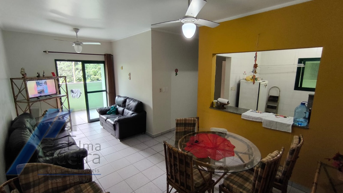 Apartamento à venda com 2 quartos, 70m² - Foto 15