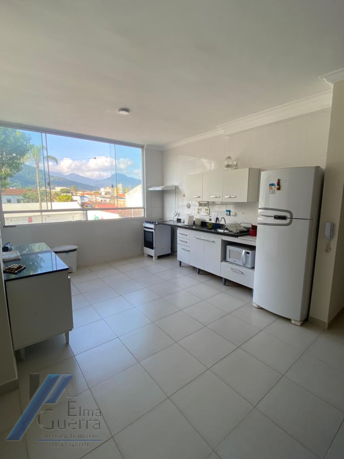 Apartamento à venda com 2 quartos, 76m² - Foto 9