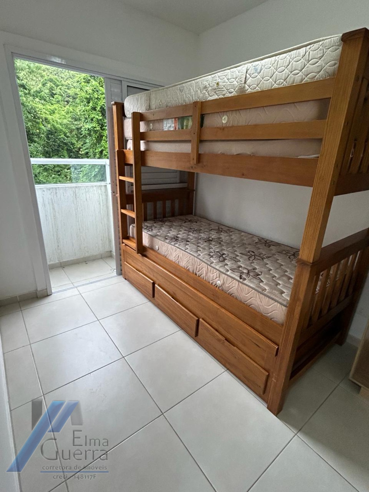 Apartamento à venda com 2 quartos, 70m² - Foto 29