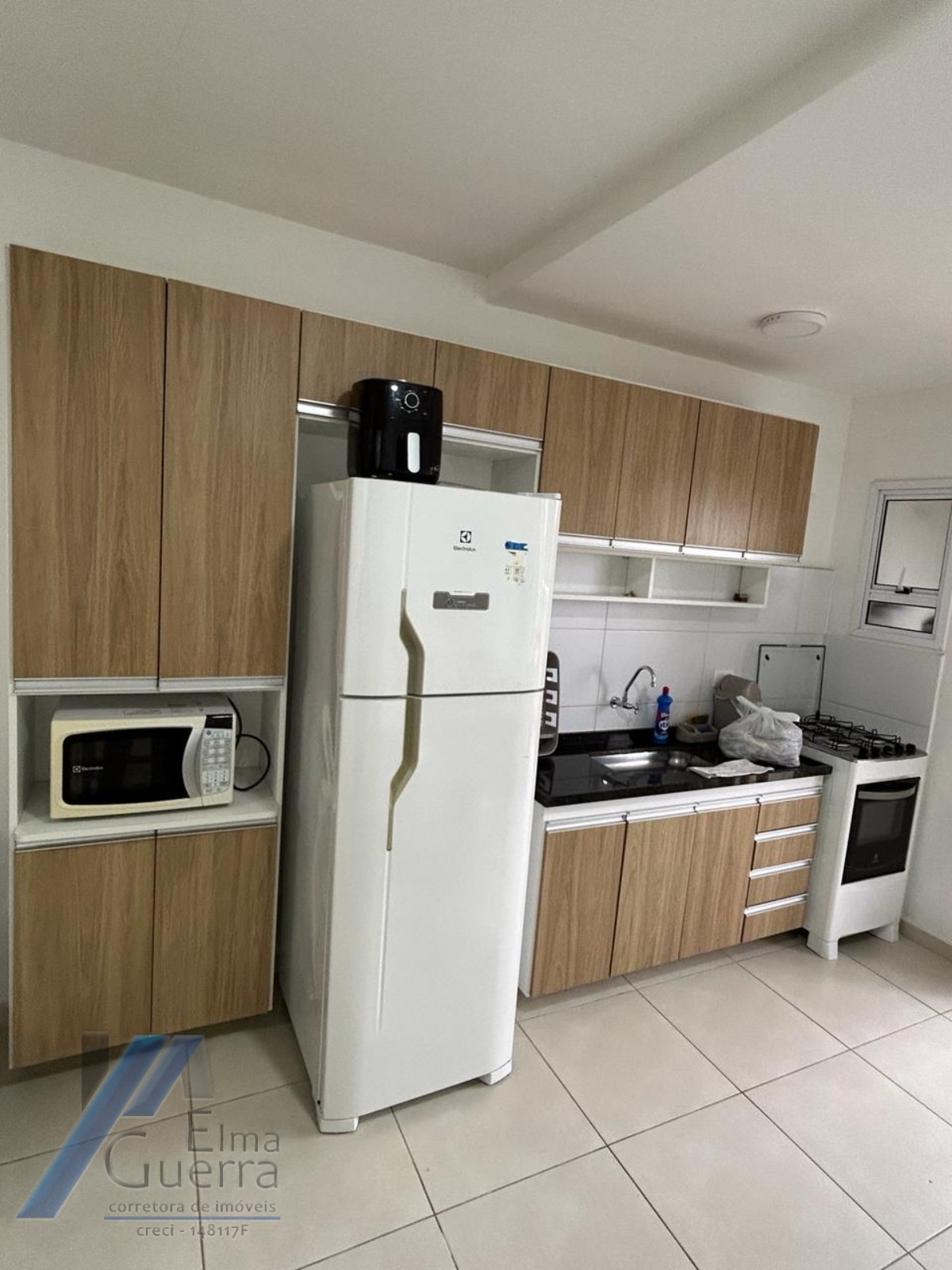 Apartamento à venda com 2 quartos, 70m² - Foto 23