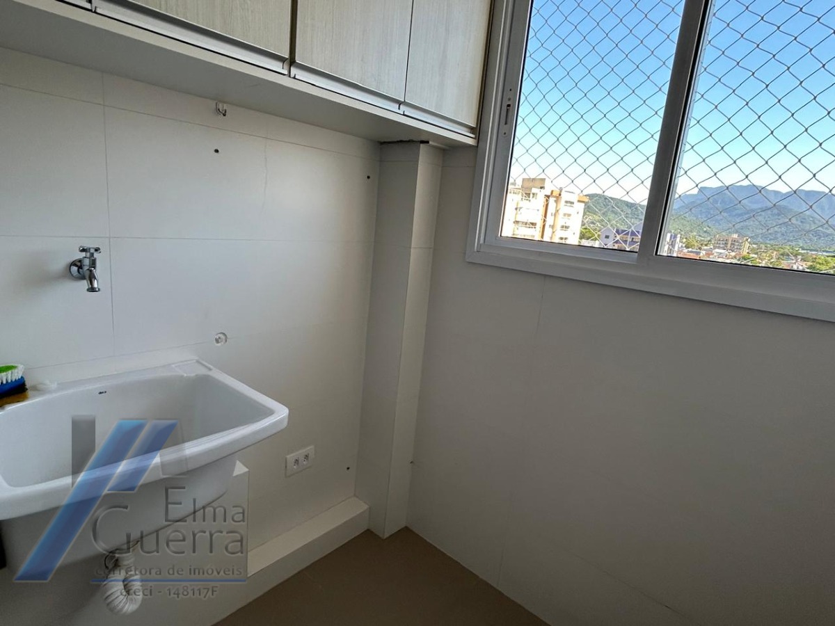 Apartamento à venda com 2 quartos, 75m² - Foto 24