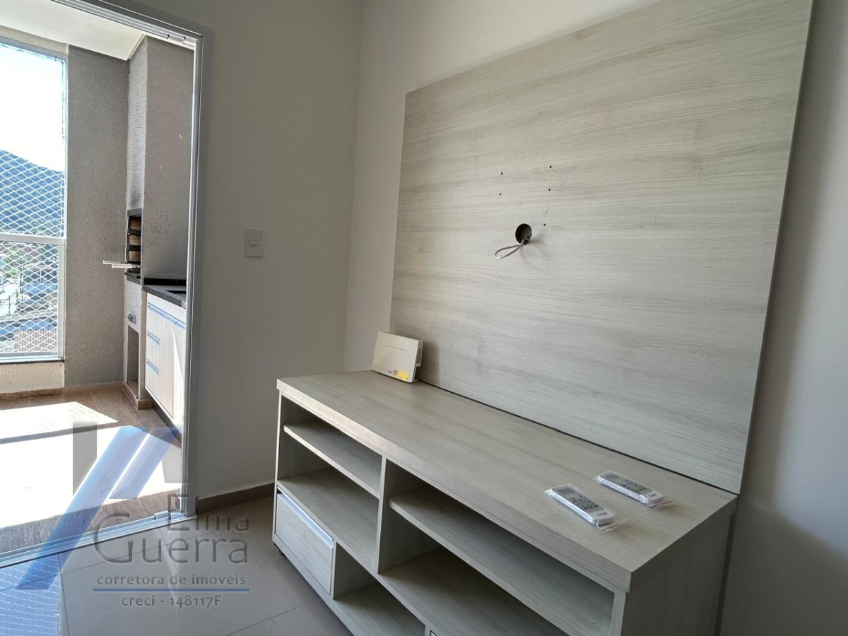 Apartamento à venda com 2 quartos, 75m² - Foto 26