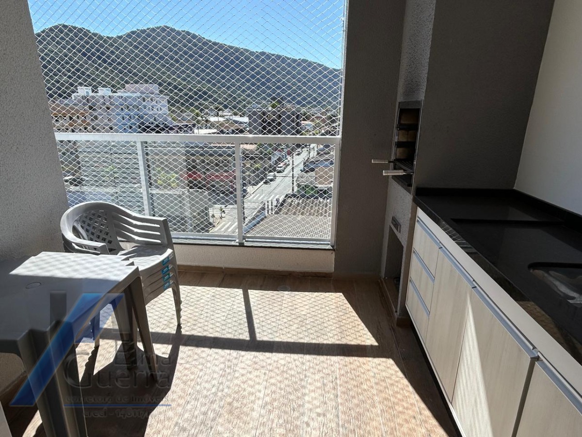 Apartamento à venda com 2 quartos, 75m² - Foto 5