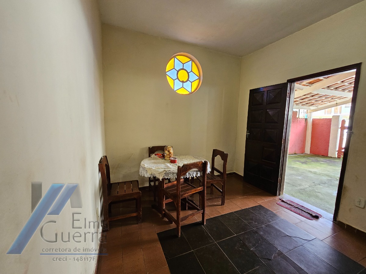 Casa à venda com 2 quartos, 120m² - Foto 13