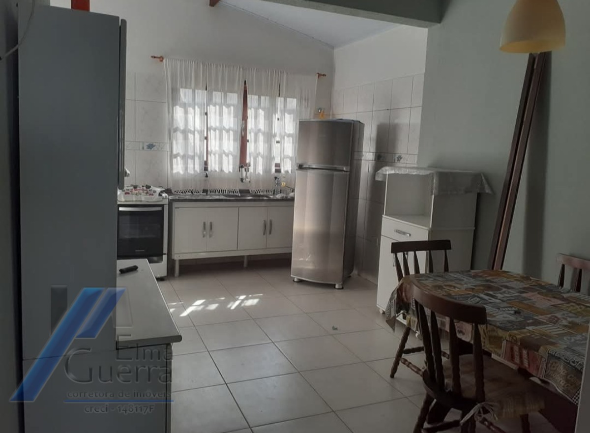 Casa à venda com 2 quartos, 80m² - Foto 10