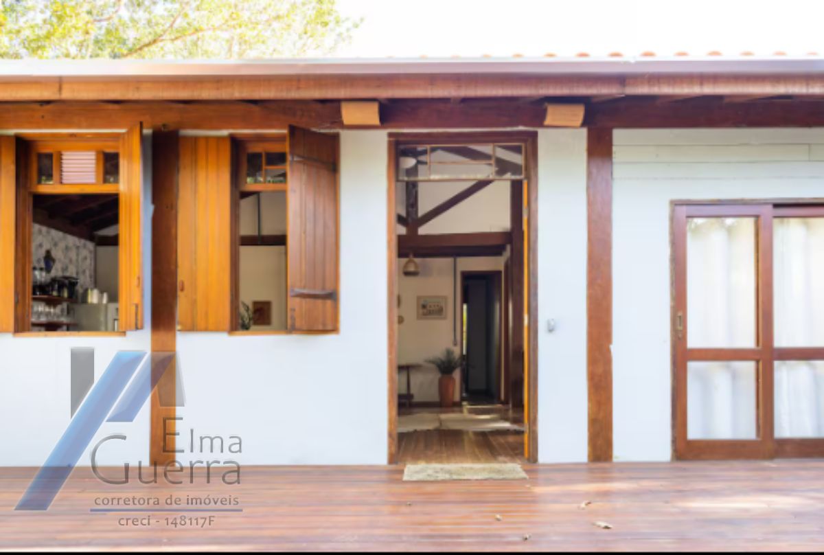 Casa à venda com 3 quartos, 218m² - Foto 18